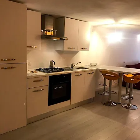 A 5 Passi Dal Centro Apartment